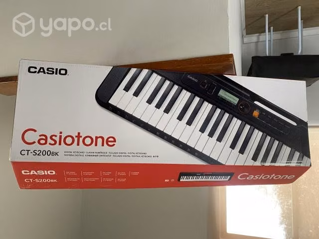 Teclado marca Casio