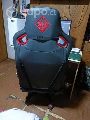 silla gamer omer HP buen estado - Imagen 2
