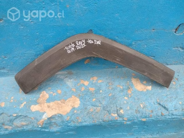 Moldura trasera der Toyota RAV