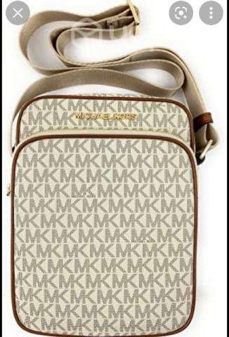 Cartera Michael Kors original nueva - Imagen 3