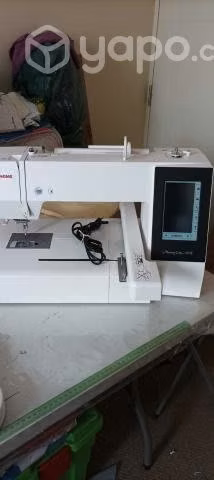 Maquina Bordadora MC500E JANOME