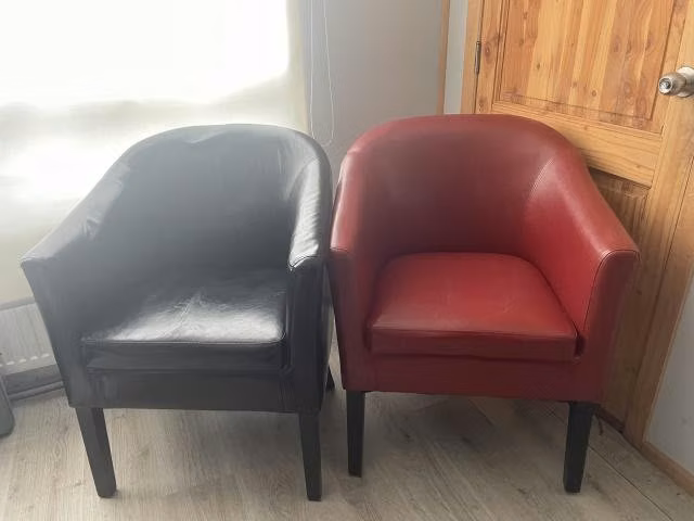 Sitiales Cuero Rojos y Negros