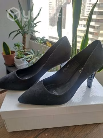 Zapatos negros basicos