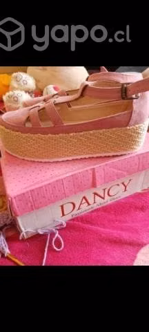 Sandalias
