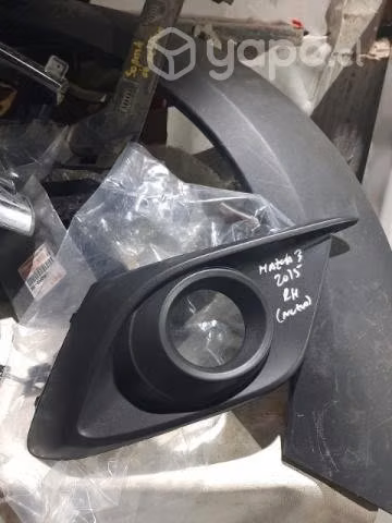 Mazda 3 2015 bicel de neblinero derecho nuevo