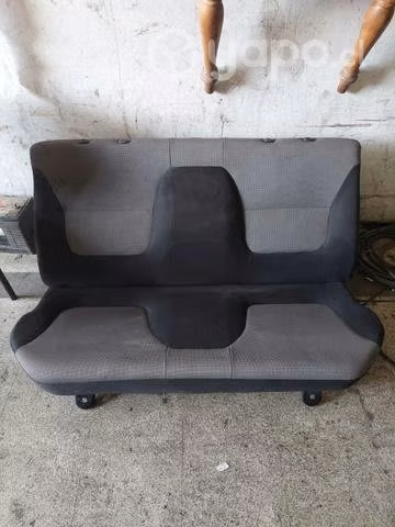 Asientos traseros mitsubishi l200 avispa