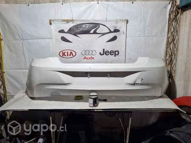 Parachoque trasero bmw 116i
