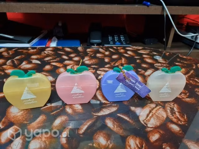 Manzana perfume cartera