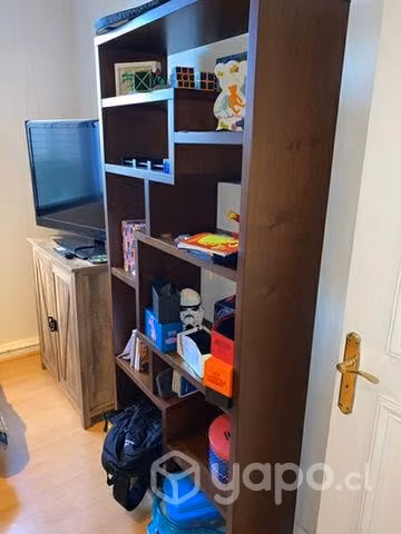 Mueble de Madera, casi nuevo por cambio