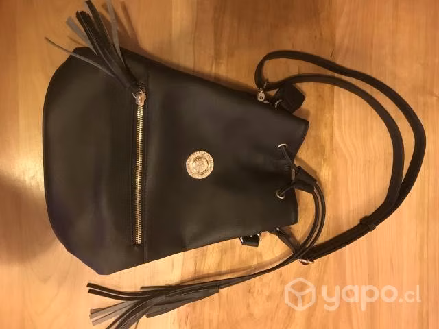 Cartera cuerina