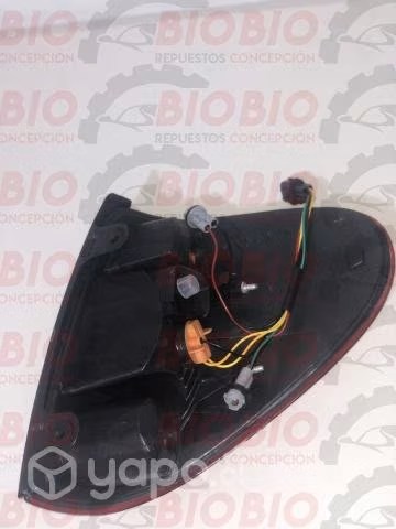 Foco O Farol Trasero Mitsubishi L200 2.5cc. LH/RH - Imagen 4