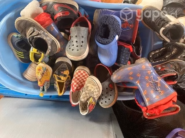 Zapatillas niño talla 22 hasta la 27 Aprox - Imagen 5
