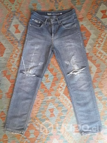 Polerón, Blue Jeans y Camisas