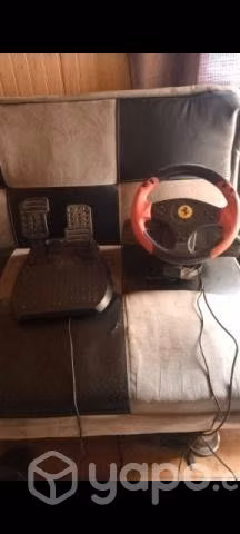 Volante Ferrari thrusmaster