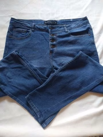 Jeans talla 40-42 y 44