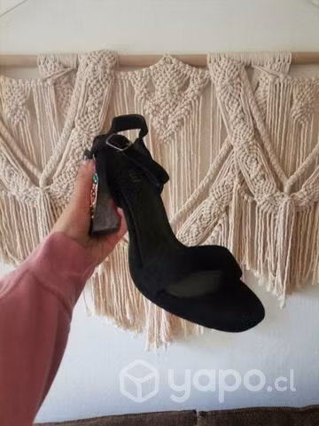 Tacones nuevos numero 38 - Imagen 3