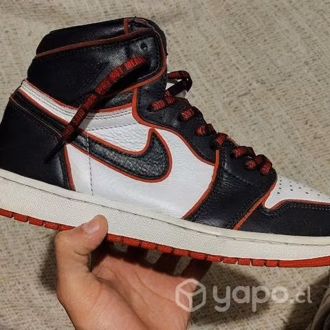 Air Jordan retro 1 high Bloodline 10,5 us