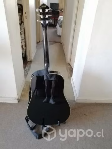 guitarra marca Ibáñez