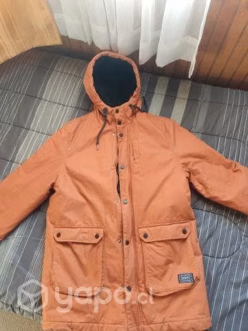 Casaca naranja HyM