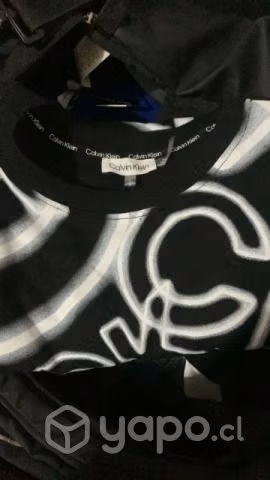Ropa original regalada