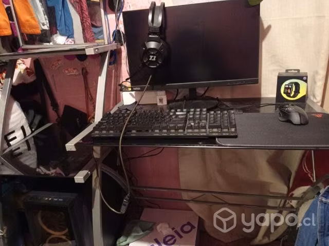 Escritorio de vidrio