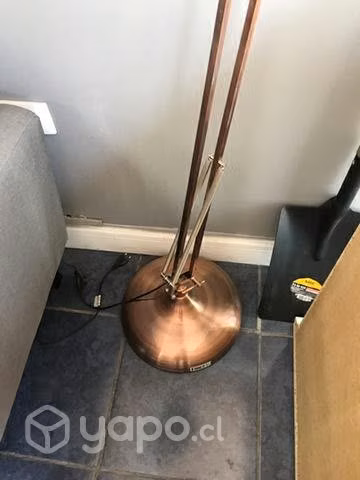 Lámpara pie de cobre 30W