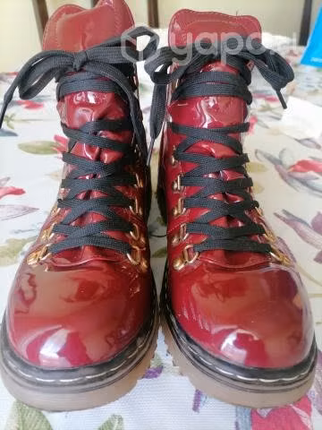 botines burdeos talla 39 charol.