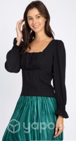 Polera negra preciosa varias tallas