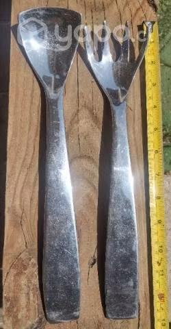 Cubiertos ensaladeras de Peltre