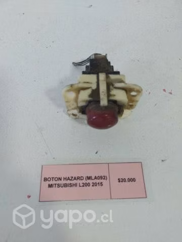 Boton Hazard (MLA092) Mitsubishi L200 2015