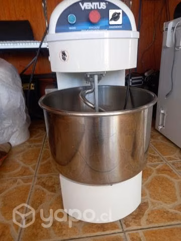 Amasadora de 12 kilos de mezcla