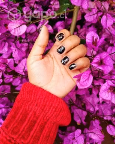 Servicios de manicura y pedicura a domicilio