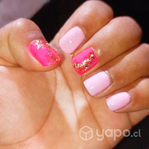 Servicios de manicura y pedicura a domicilio