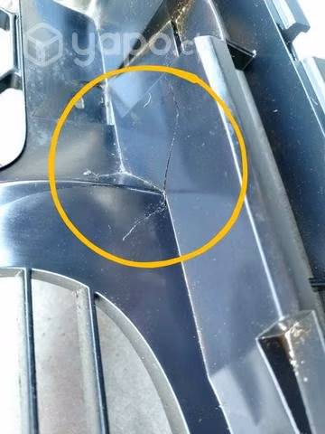 Máscara Toyota Hilux 2008-2011 Con Detalle