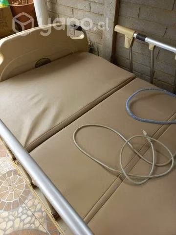 Cama clínica eléctrica + silla de ruedas