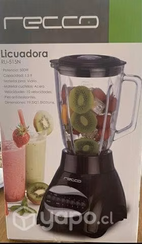 Licuadora recco nueva y sellada