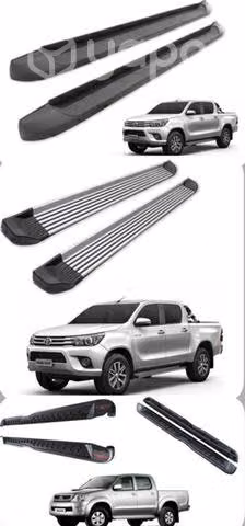 Pisaderas para Toyota Hilux Revo