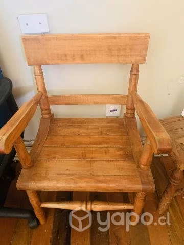 Silla sitial madera