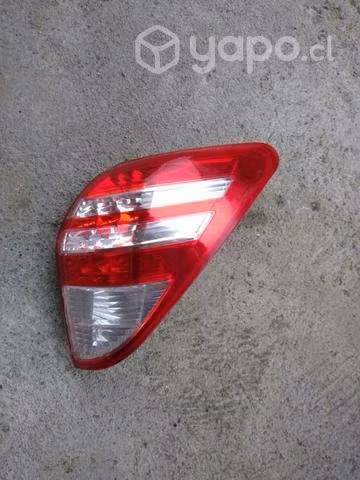 Foco trasero Toyota Rav4 derecho