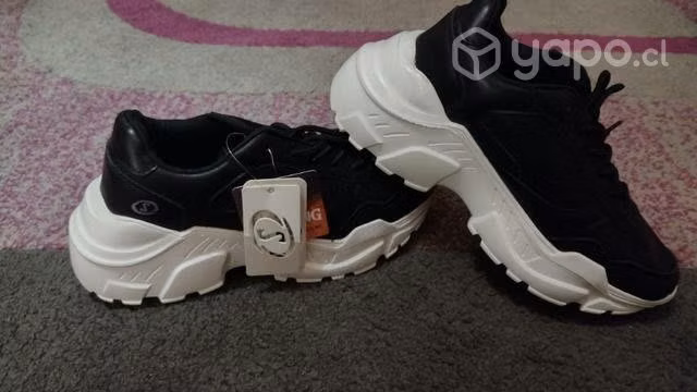 Zapatillas nuevas Spalding 37