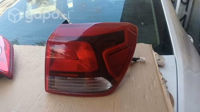 Foco derecho kia rio 