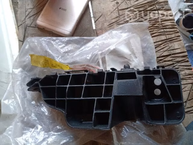 Suzuki Swift 2012 2017 ménsula derecha