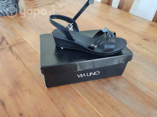 Zapatos de mujer vía uno