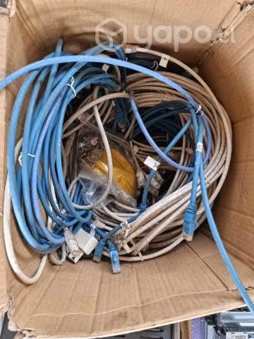 Cables varios para servidores