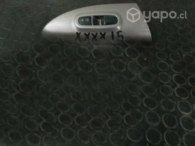 Boton de alza vidrio del der nissan juke 2016