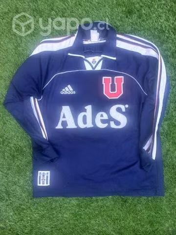 Camiseta u de chile
