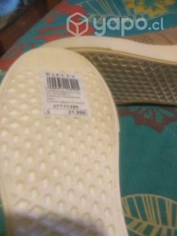 Zapatillas nuevas