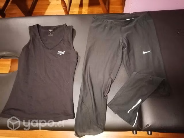 22 prendas ropa + 2 pares zapatos