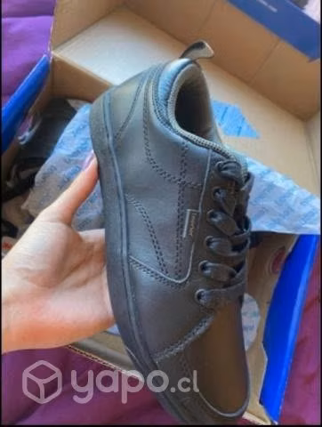 Zapatos de colegio Marca Tenner Nuevos