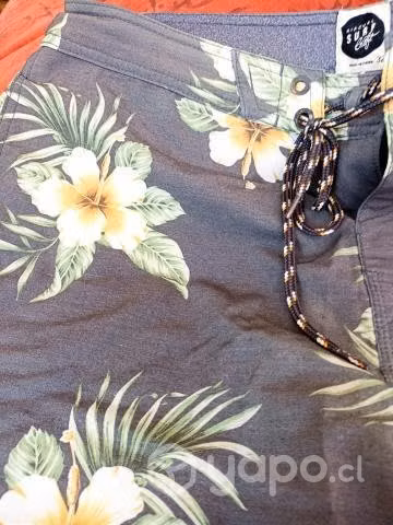 Short rip curl floreado - Imagen 2